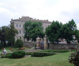 Locandina: Genzano, dalle origini ai giorni nostri
