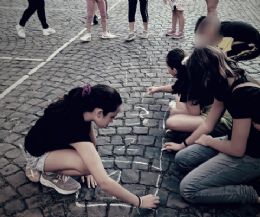 Locandina: Colonna tra passato e presente
