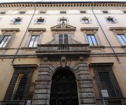 Locandina: I palazzi Vecchiarelli e Vincentini di Rieti