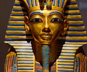 Locandina: Da Tutankhamon a Cleopatra
